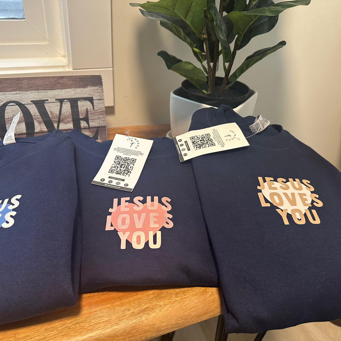 "Jesus Loves you" Kids Crewneck Sweatshirt